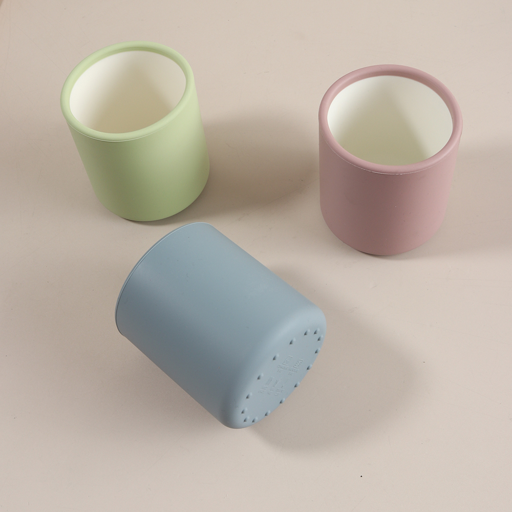 Gobelet d'apprentissage en sil - Baby Food Tray avis et prix